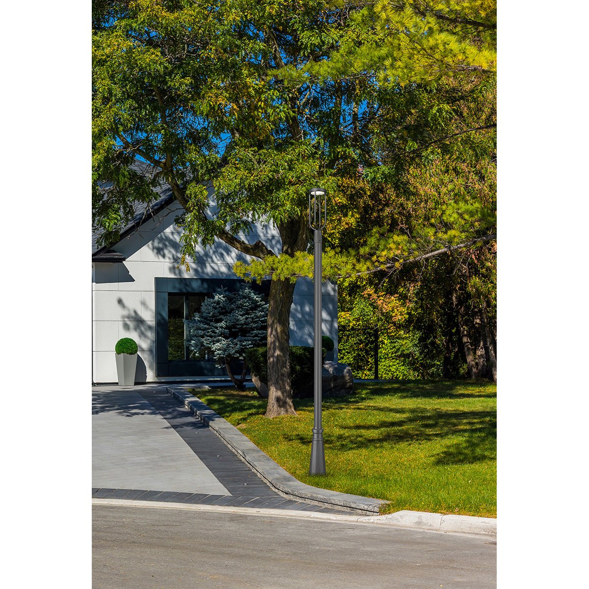Lampe extérieure sur poteau Leland M
