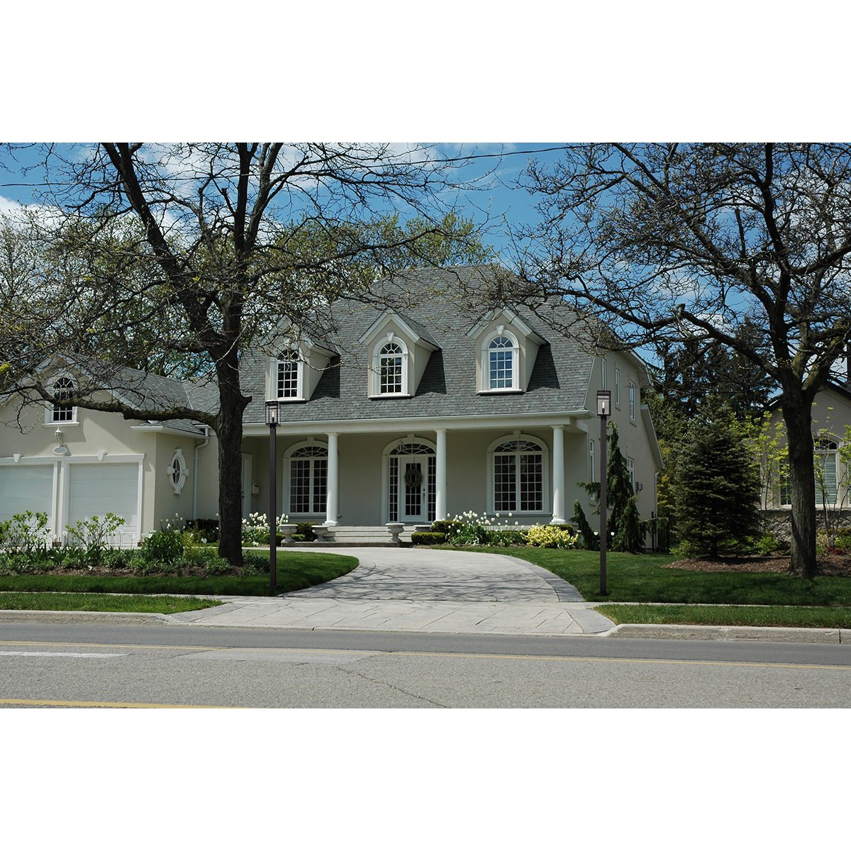 Lampe extérieure sur poteau Nuri