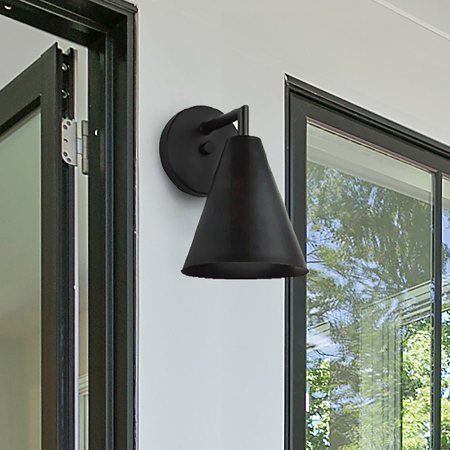 Lanterne extérieure Emeri - by Canarm | Luminaires & cie