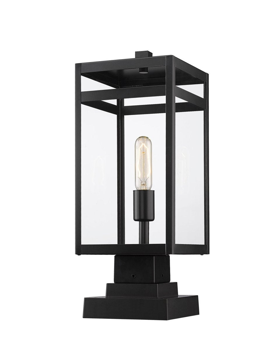 Lanterne extérieure sur socle Nuri - Carré décoratif 19 3/4" by Z-Lite | Luminaires & cie