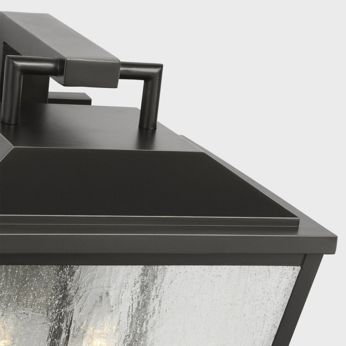 Lanterne murale extérieure Kennewick - Noir texturé 10 3/4" by Visual Comfort Studio | Luminaires & cie