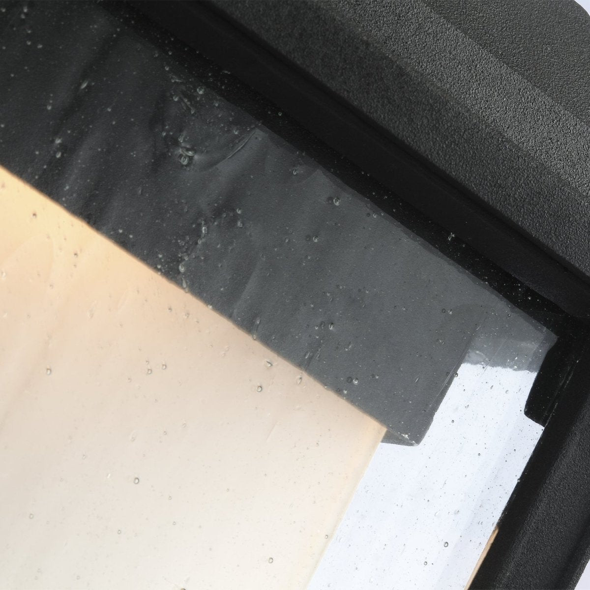 Lanterne murale extérieure McHenry - 17 1/4" by Visual Comfort Studio | Luminaires & cie