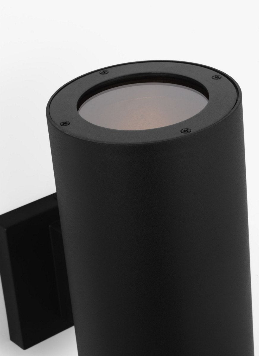 Lanterne murale extérieure Outdoor Cylinders - Noir texturé 18" by Visual Comfort Studio | Luminaires & cie