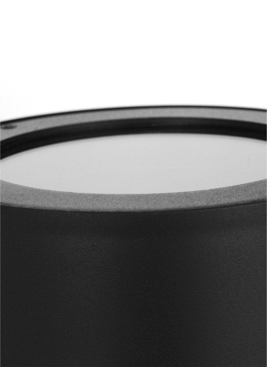 Lanterne murale extérieure Outdoor Cylinders - Noir texturé 18" by Visual Comfort Studio | Luminaires & cie