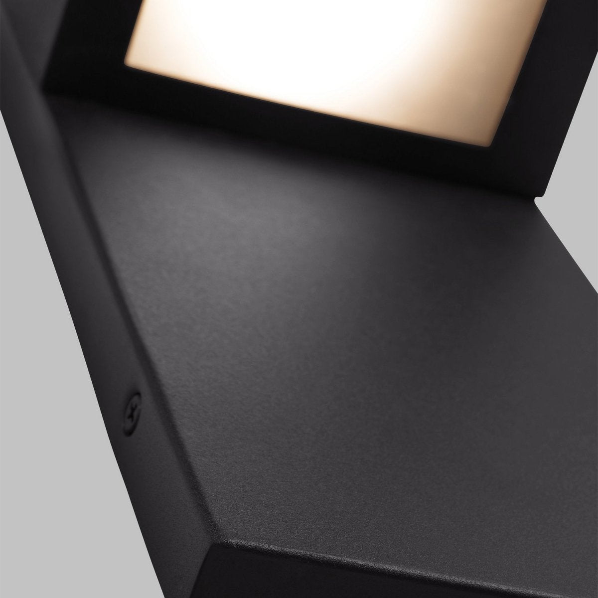 Lanterne murale extérieure Rocha - Bronze antique 10" by Visual Comfort Studio | Luminaires & cie