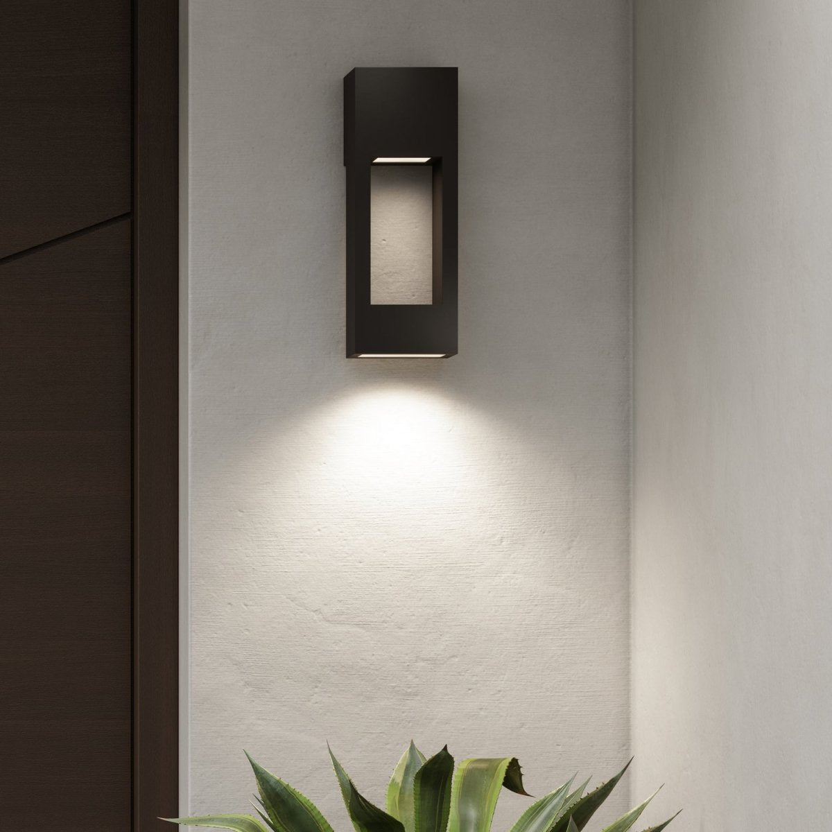 Lanterne murale extérieure Testa - Bronze antique 24" by Visual Comfort Studio | Luminaires & cie