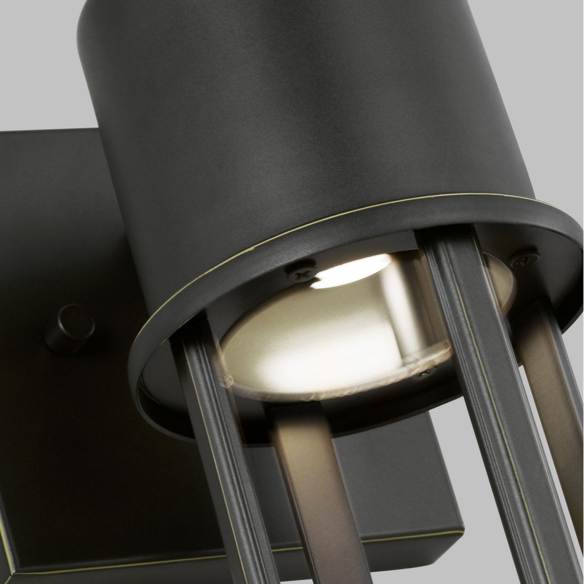 Lanterne murale extérieure Union - Bronze antique 18 3/4" by Visual Comfort Studio | Luminaires & cie