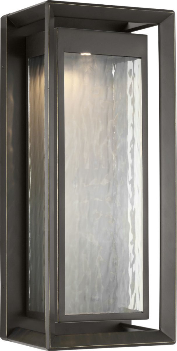 Lanterne murale extérieure Urbandale - Textured Black 28 by Visual Comfort Studio | Luminaires & cie