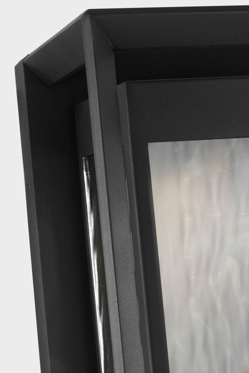 Lanterne murale extérieure Urbandale - Textured Black 28 by Visual Comfort Studio | Luminaires & cie