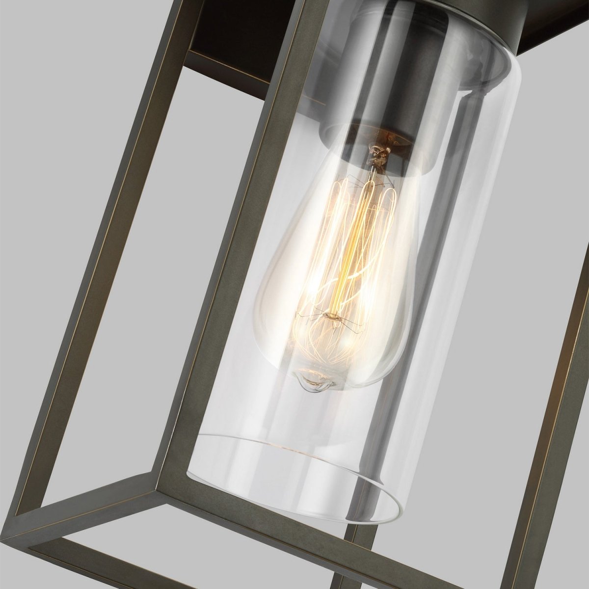 Lanterne murale extérieure Vado - Antique Bronze 23 by Visual Comfort Studio | Luminaires & cie