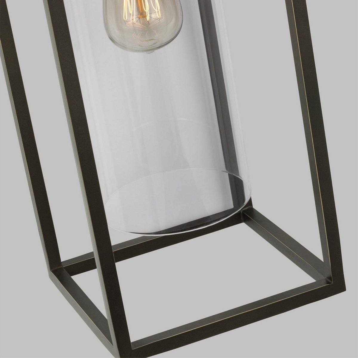 Lanterne murale extérieure Vado - Antique Bronze 23 by Visual Comfort Studio | Luminaires & cie