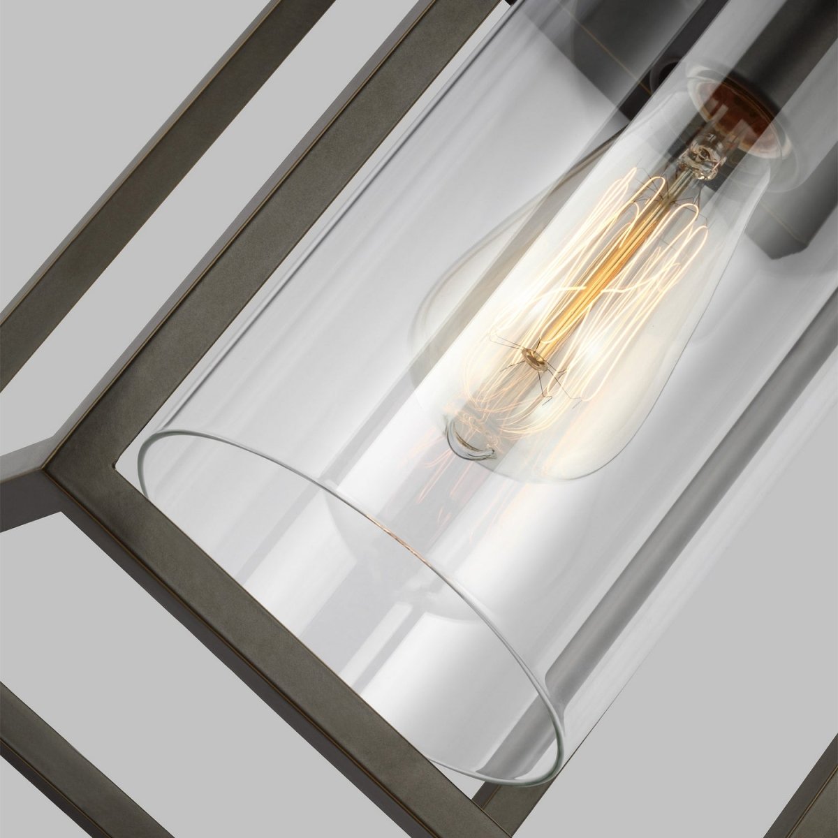 Lanterne murale extérieure Vado - Antique Bronze 23 by Visual Comfort Studio | Luminaires & cie