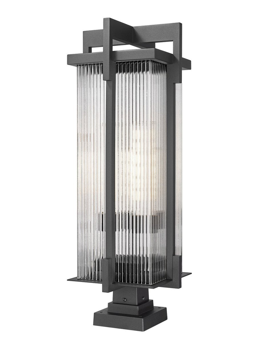 Lanterne sur poteau Fortis - 35" by Z-Lite | Luminaires & cie