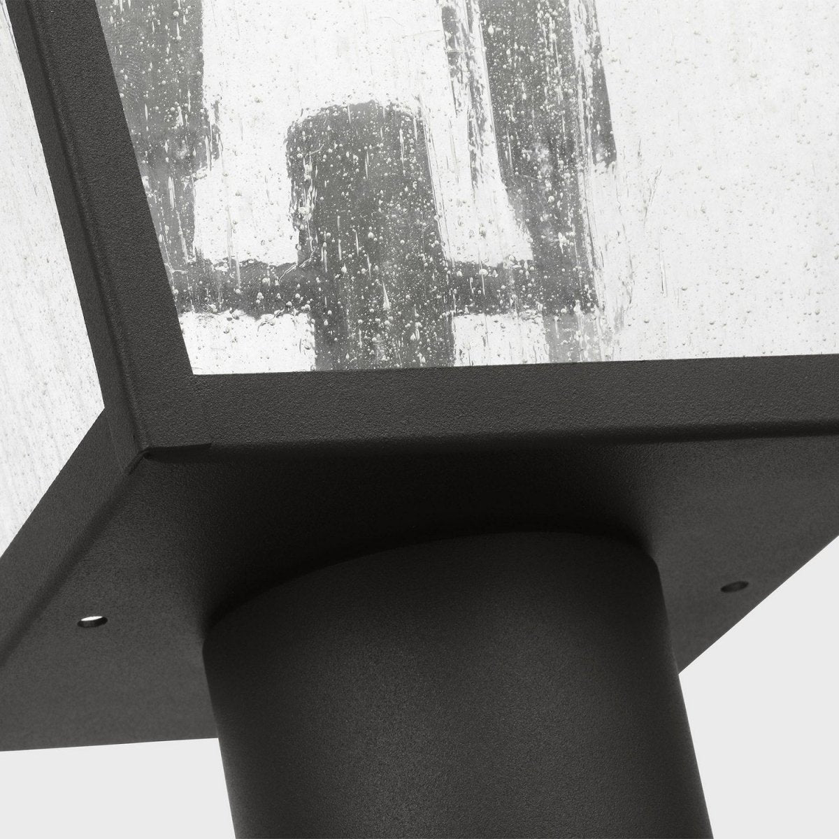 Lanterne sur poteau Kennewick - Noir texturé by Visual Comfort Studio | Luminaires & cie