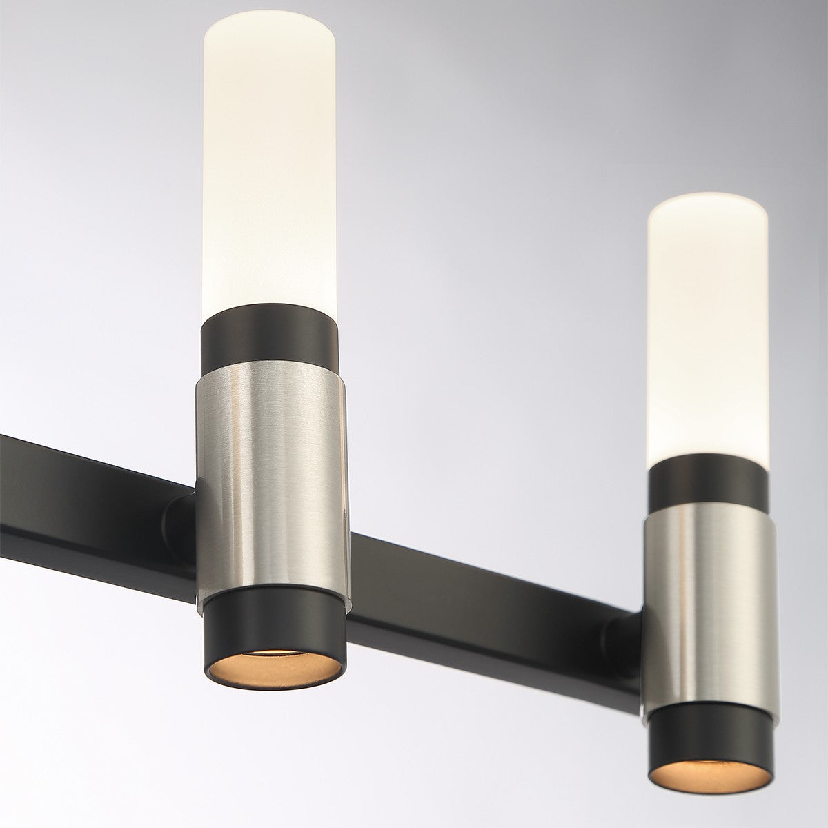 Luminaire de vanité Albany Argent-Noir Mix, 26 1/2" – vue 6
