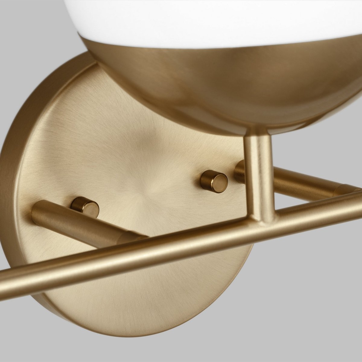 Luminaire de vanité Alvin - Nickel brossé 33 3/8" by Visual Comfort Studio | Luminaires & cie