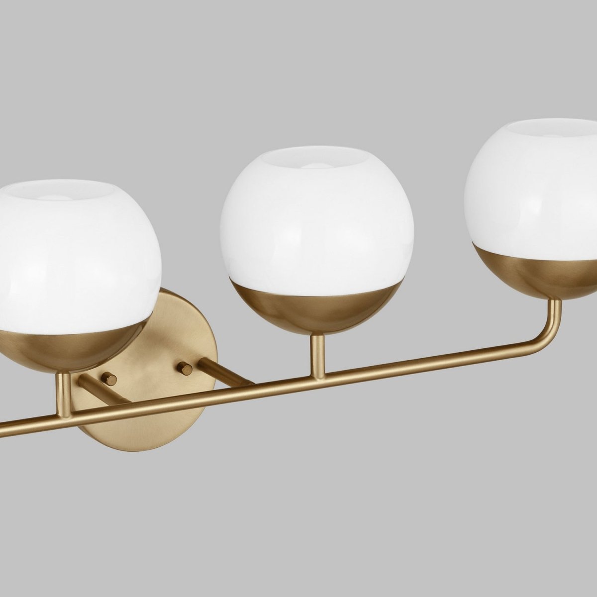 Luminaire de vanité Alvin - Nickel brossé 33 3/8" by Visual Comfort Studio | Luminaires & cie