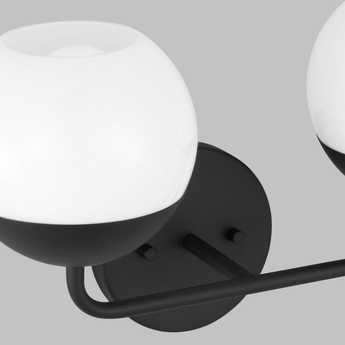 Luminaire de vanité Alvin - Nickel brossé 33 3/8" by Visual Comfort Studio | Luminaires & cie