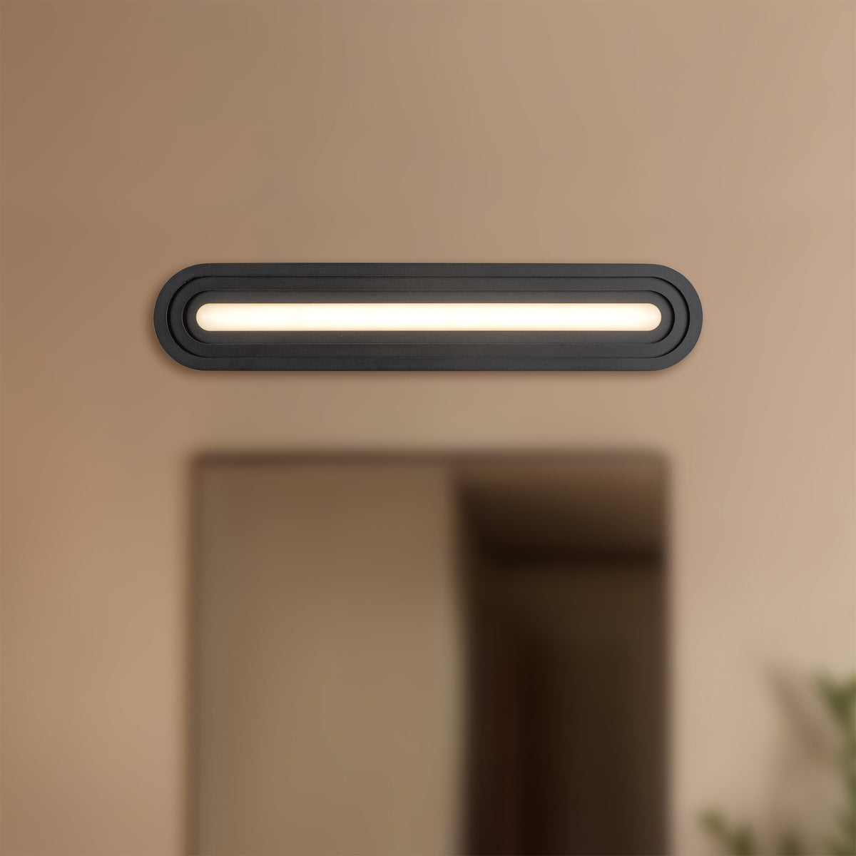 Barre d'éclairage de salle de bain Arco Noir, 24 1/8" – vue 4