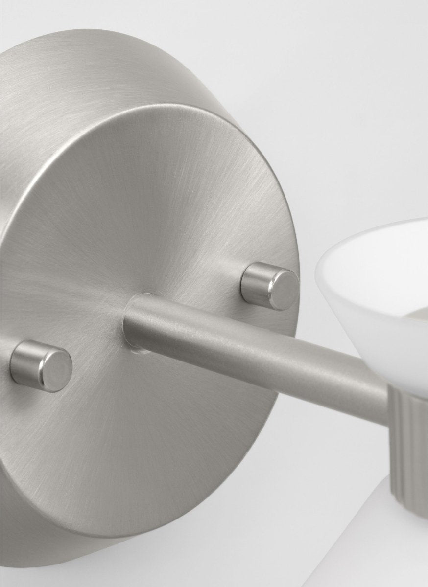 Luminaire de vanité Belcarra - Acier brossé 7 1/2" by Visual Comfort Studio | Luminaires & cie