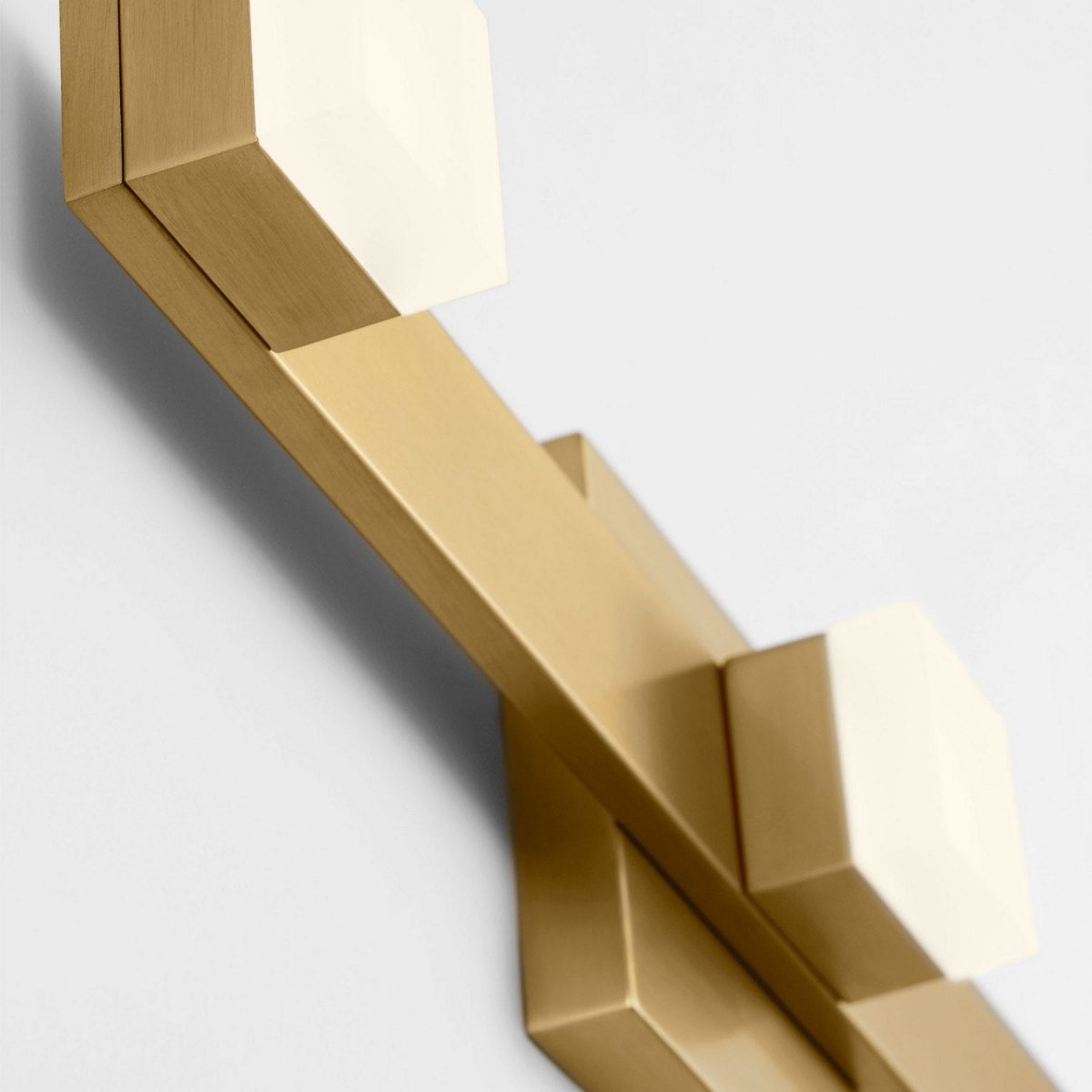 Luminaire de vanité Brander - Laiton satiné 4 by Visual Comfort Studio | Luminaires & cie