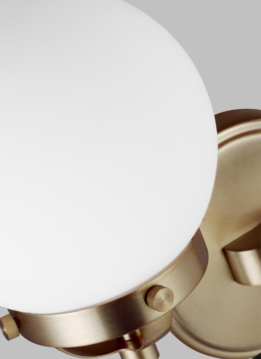 Luminaire de vanité Cafe - Laiton satiné 14" Ampoules non - incluses by Visual Comfort Studio | Luminaires & cie