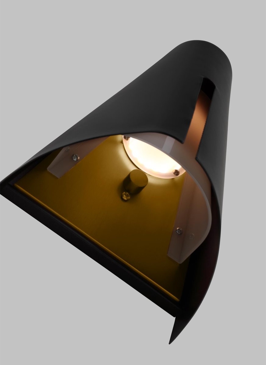 Luminaire de vanité Cambre - Noir de minuit et laiton brunis 8 3/8" by Visual Comfort Studio | Luminaires & cie