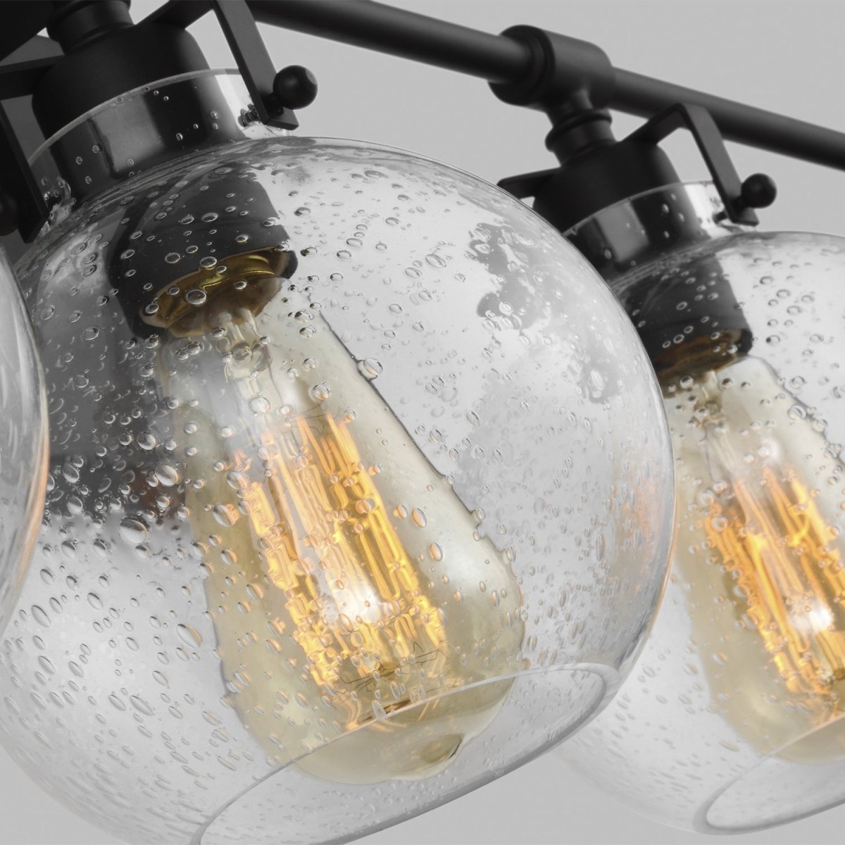Luminaire de vanité Clara - Nickel satiné 40" by Visual Comfort Studio | Luminaires & cie