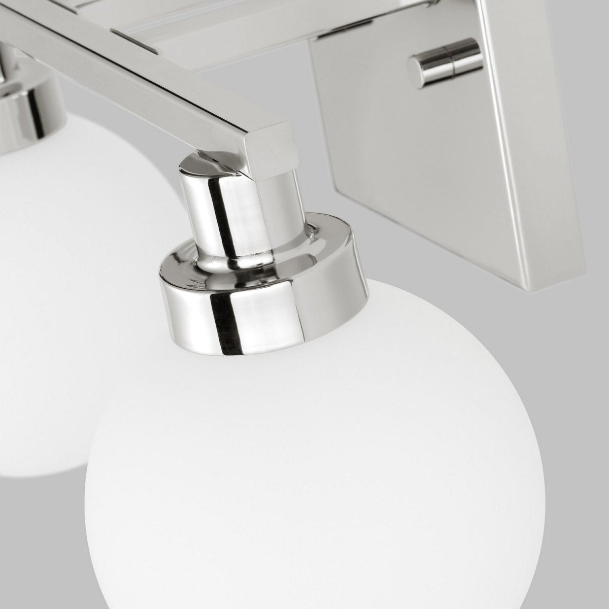 Luminaire de vanité Clybourn - Laiton satiné 30 1/8" by Visual Comfort Studio | Luminaires & cie