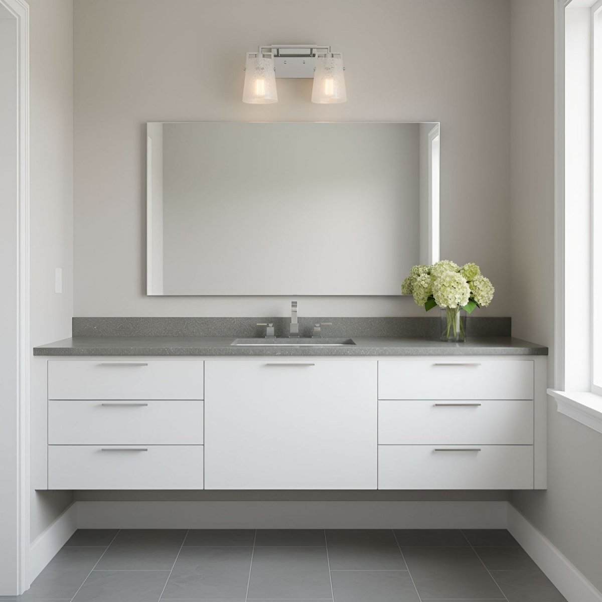 Luminaire de vanité Crofton - Laiton satiné Verre craquelé transparent 33 3/8" by Visual Comfort Studio | Luminaires & cie