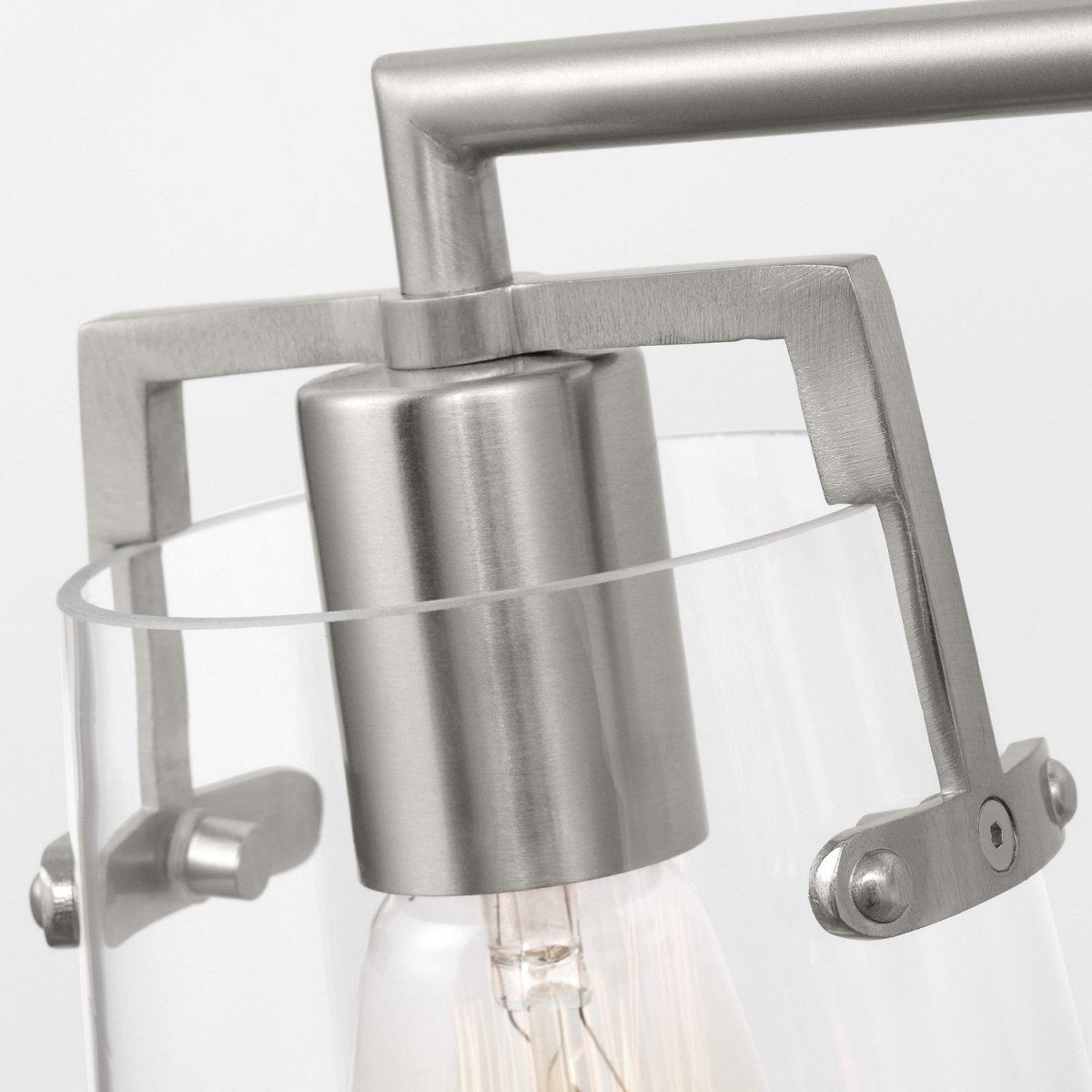 Luminaire de vanité Crofton - Laiton satiné Verre craquelé transparent 33 3/8" by Visual Comfort Studio | Luminaires & cie