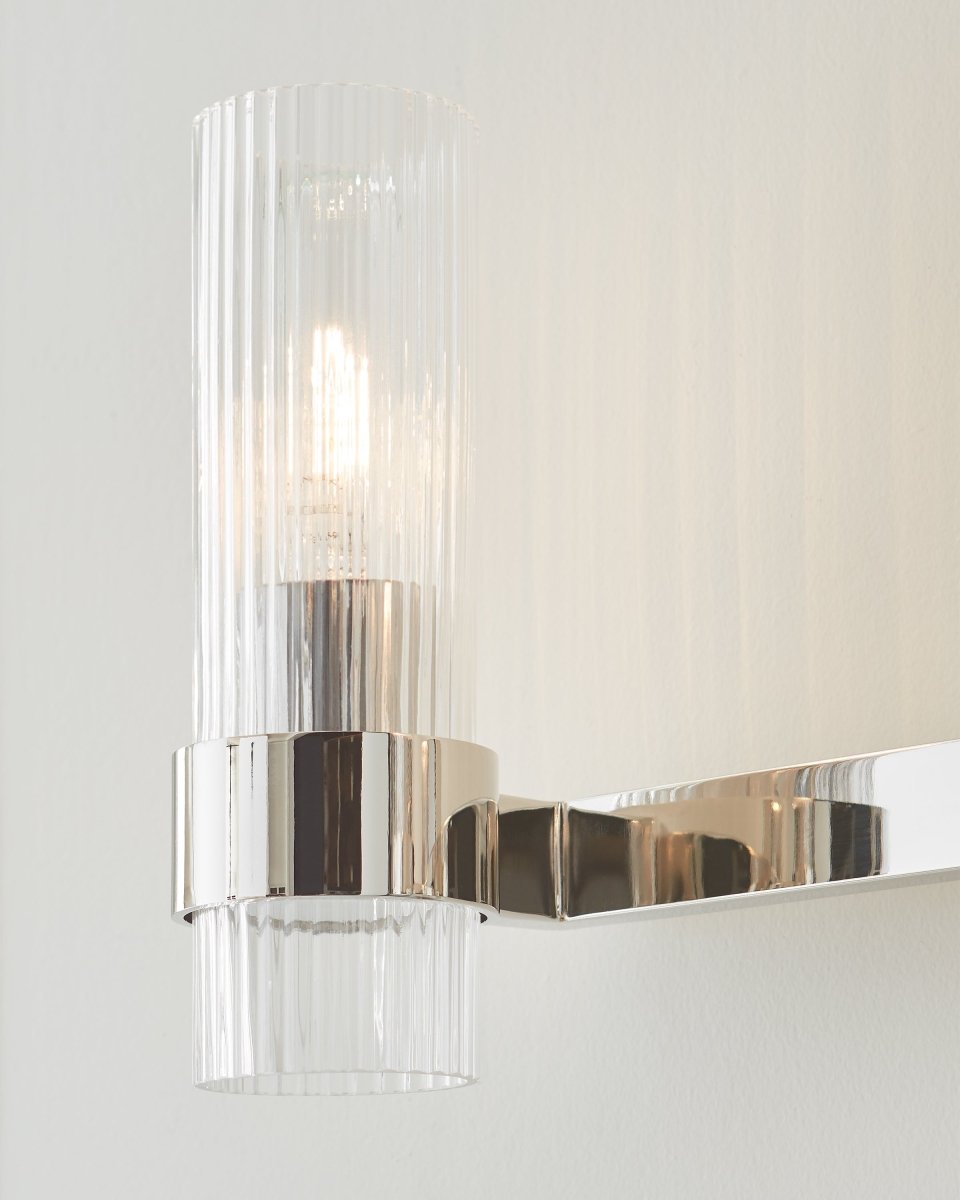 Luminaire de vanité Geneva - Nickel poli 22 1/2" by Visual Comfort Studio | Luminaires & cie