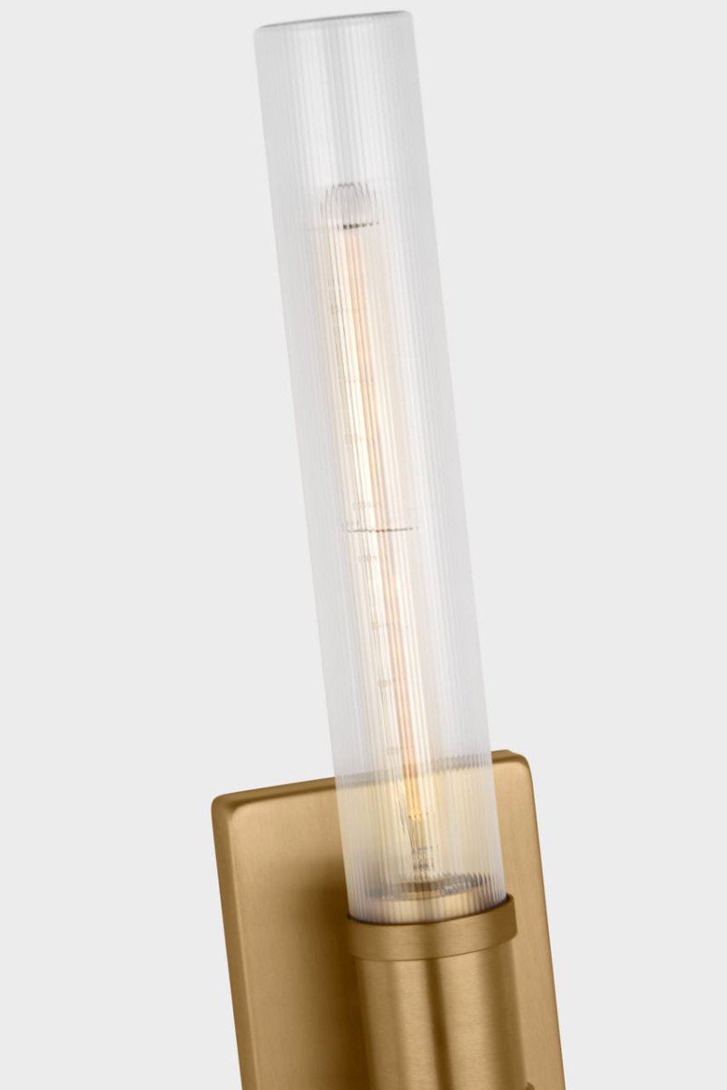 Luminaire de vanité Keaton - Nickel brossé Transparent strié 30" by Visual Comfort Studio | Luminaires & cie