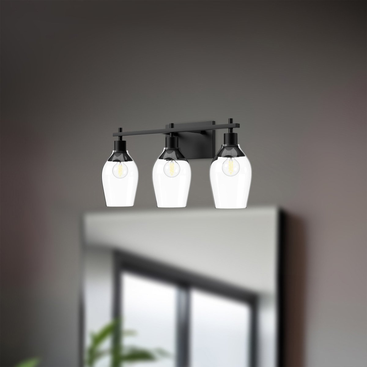 Luminaire de vanité Kingsley - Verre transparent / noir mat by Alora Lighting | Luminaires & cie