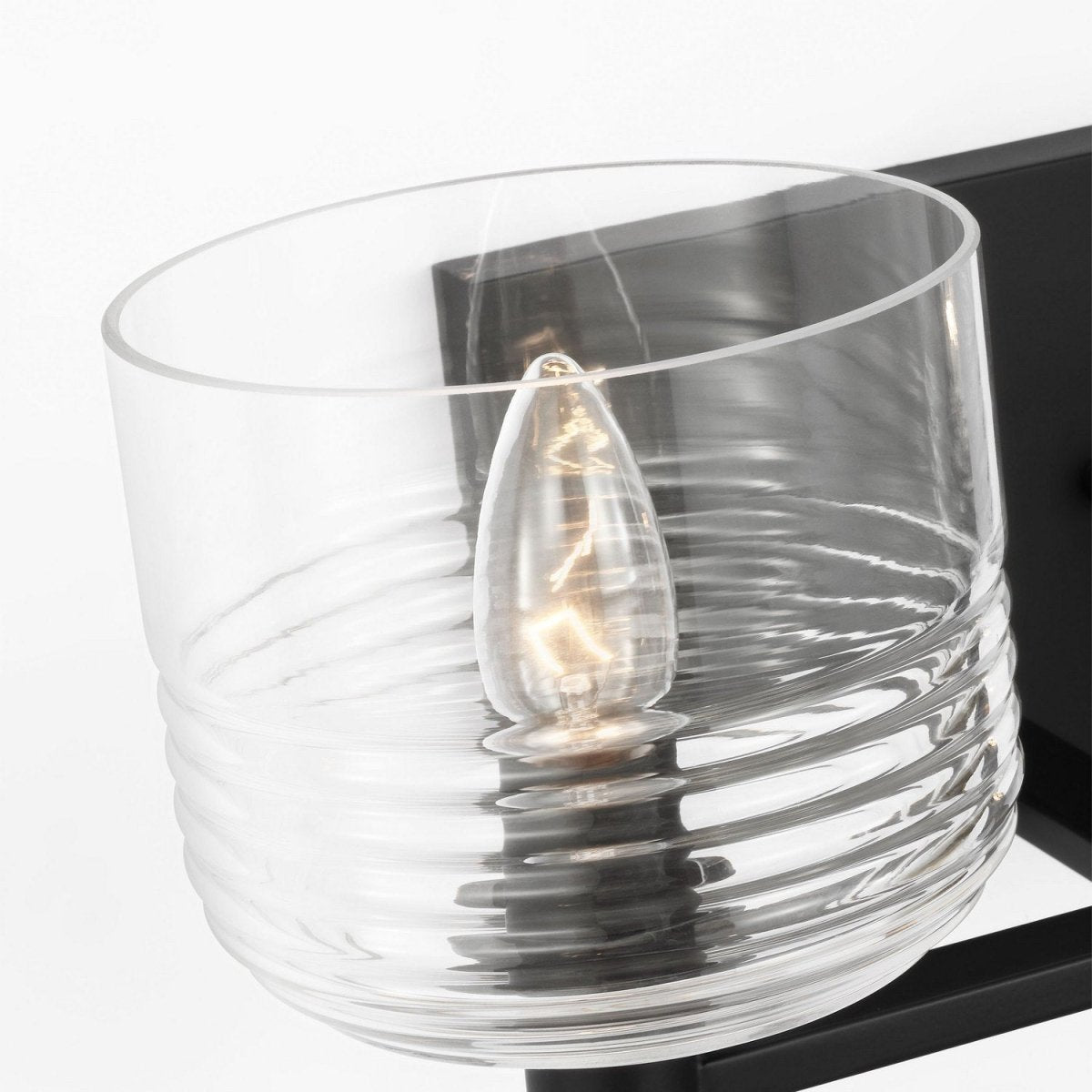 Luminaire de vanité Lochdale - Laiton satiné 33 5/8" by Visual Comfort Studio | Luminaires & cie