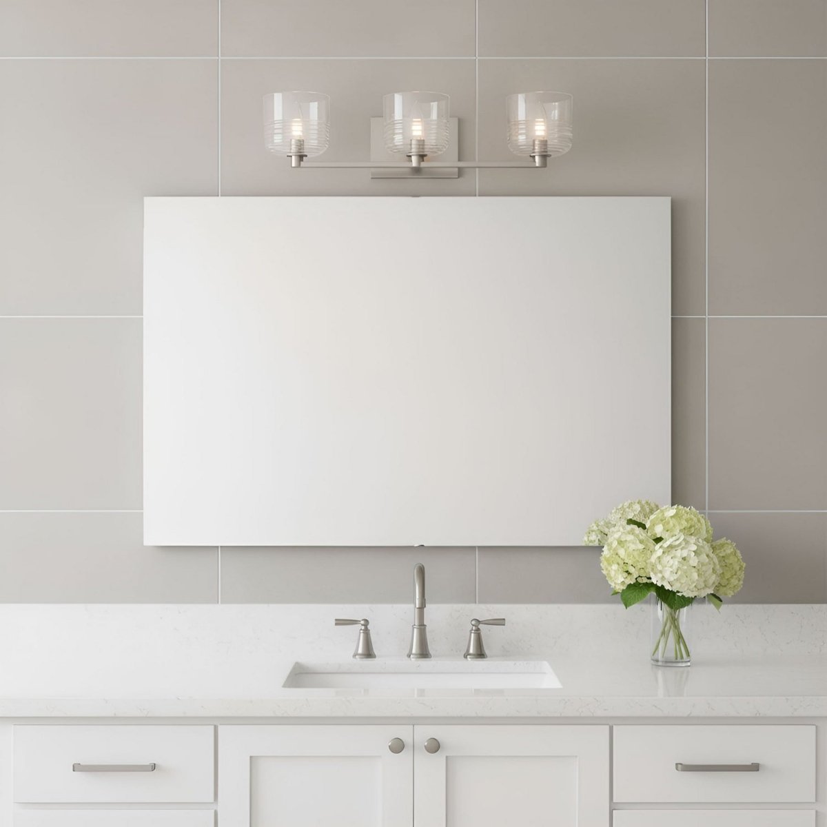 Luminaire de vanité Lochdale - Laiton satiné 33 5/8" by Visual Comfort Studio | Luminaires & cie