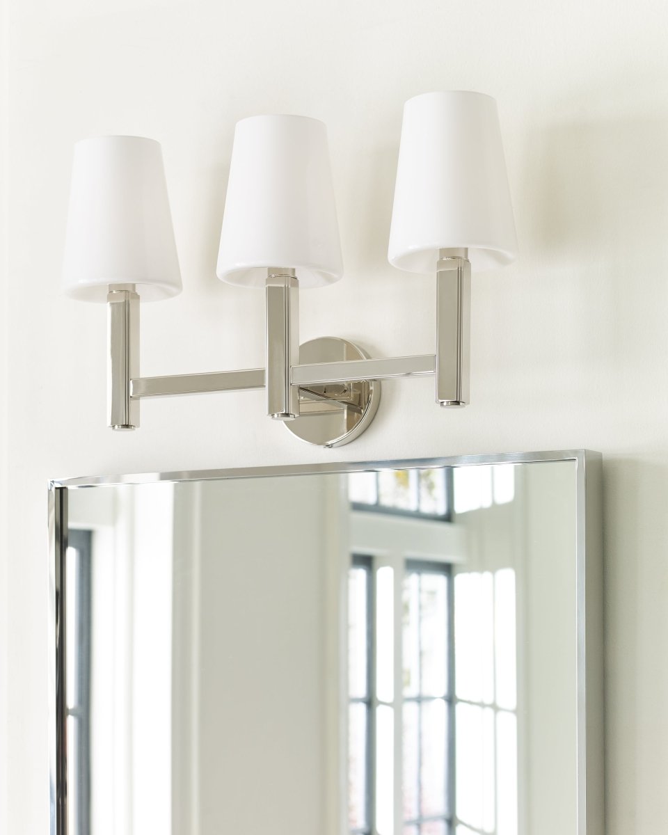 Luminaire de vanité Logan - Nickel poli 19 1/2" by Visual Comfort Studio | Luminaires & cie