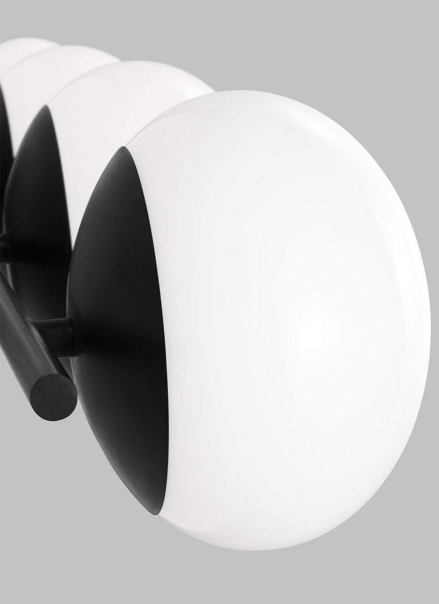 Luminaire de vanité Lune - Fer vieille 37 3/8" by Visual Comfort Studio | Luminaires & cie