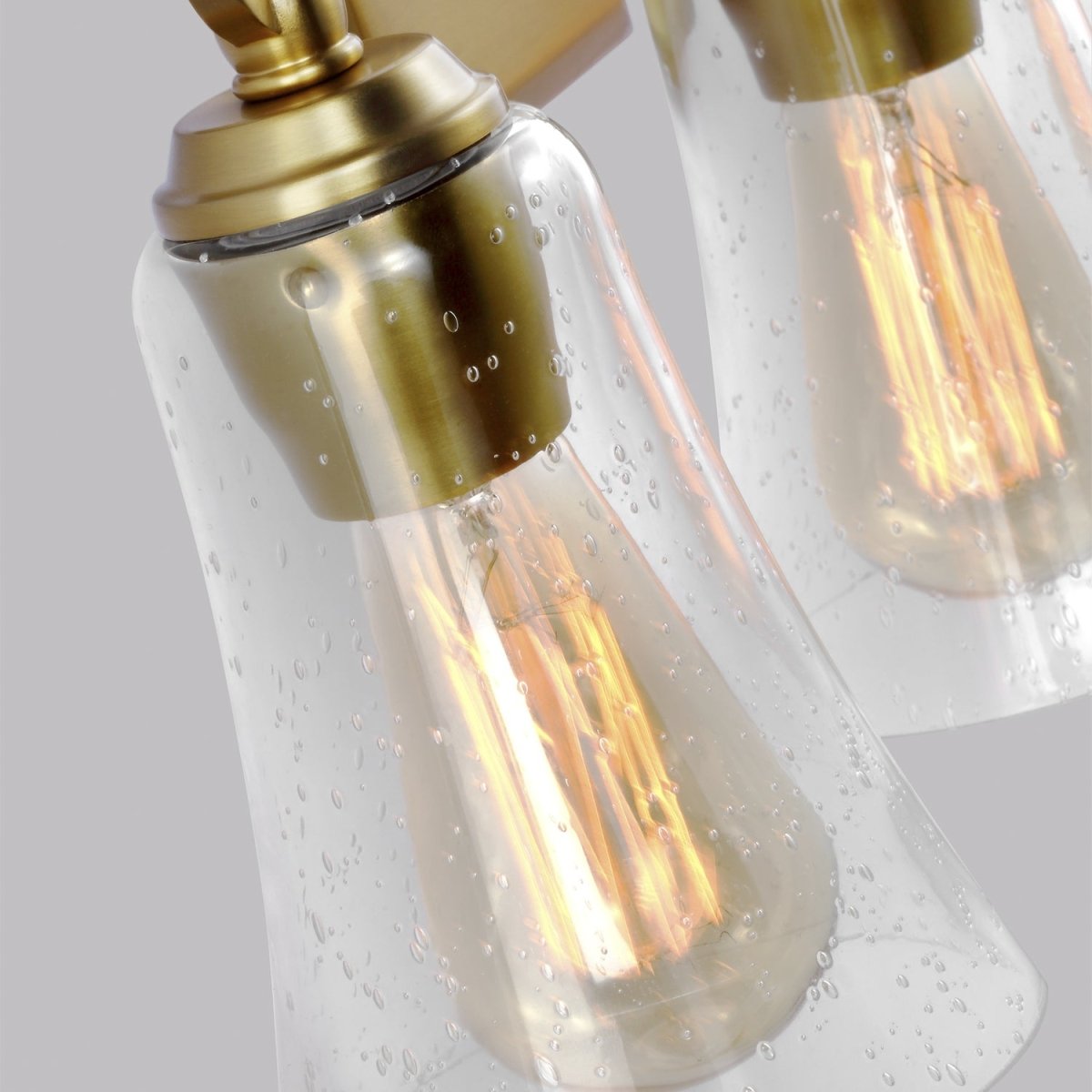 Luminaire de vanité Monterro - Nickel satiné 30 1/4" by Visual Comfort Studio | Luminaires & cie