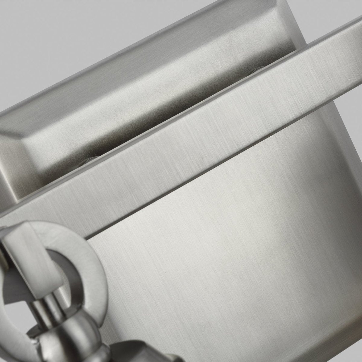 Luminaire de vanité Monterro - Nickel satiné 30 1/4" by Visual Comfort Studio | Luminaires & cie