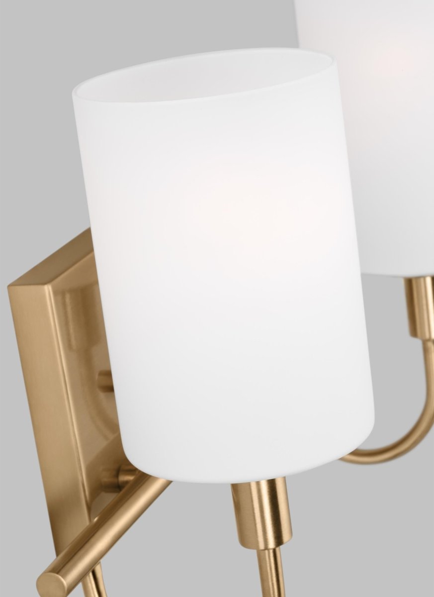 Luminaire de vanité Oak Moore - Laiton satiné 13 7/8" Ampoules non - incluses by Visual Comfort Studio | Luminaires & cie