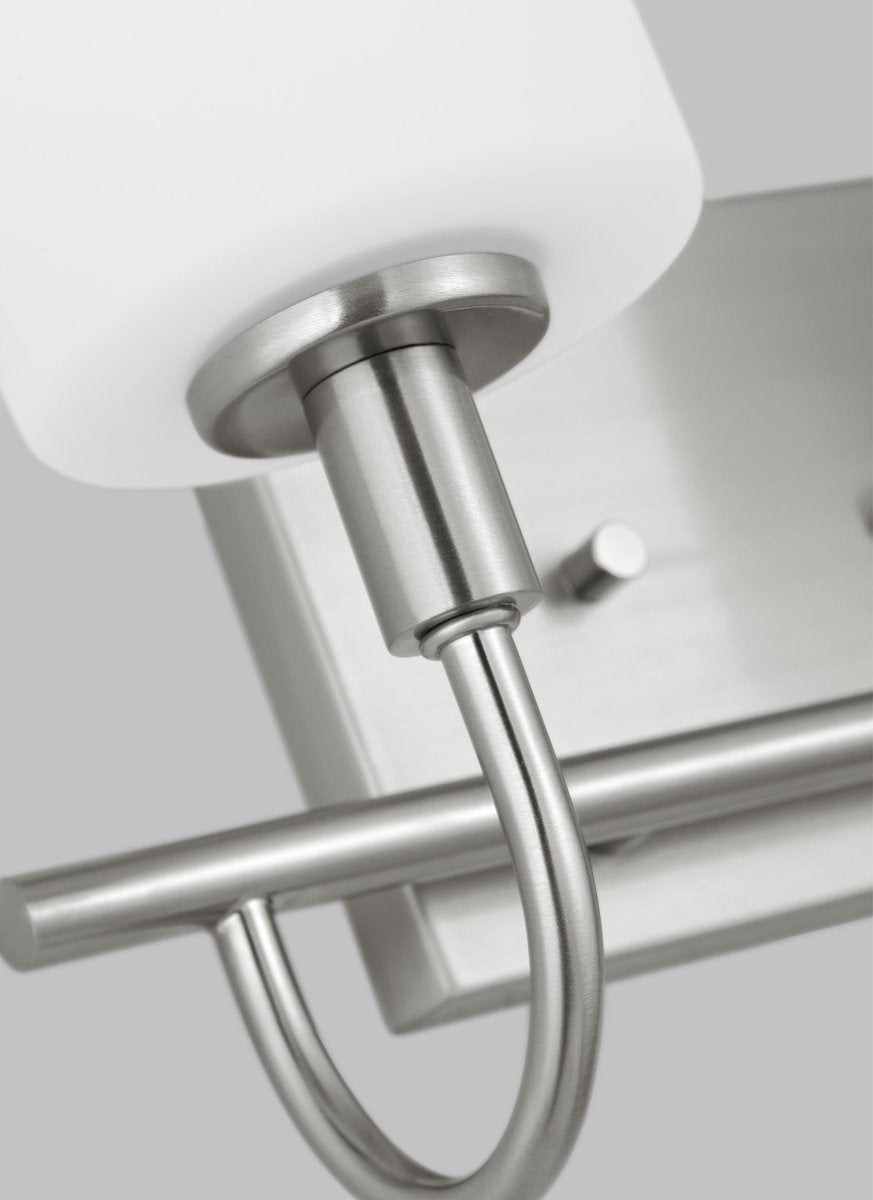 Luminaire de vanité Oak Moore - Nickel brossé 13 7/8" Ampoules non - incluses by Visual Comfort Studio | Luminaires & cie