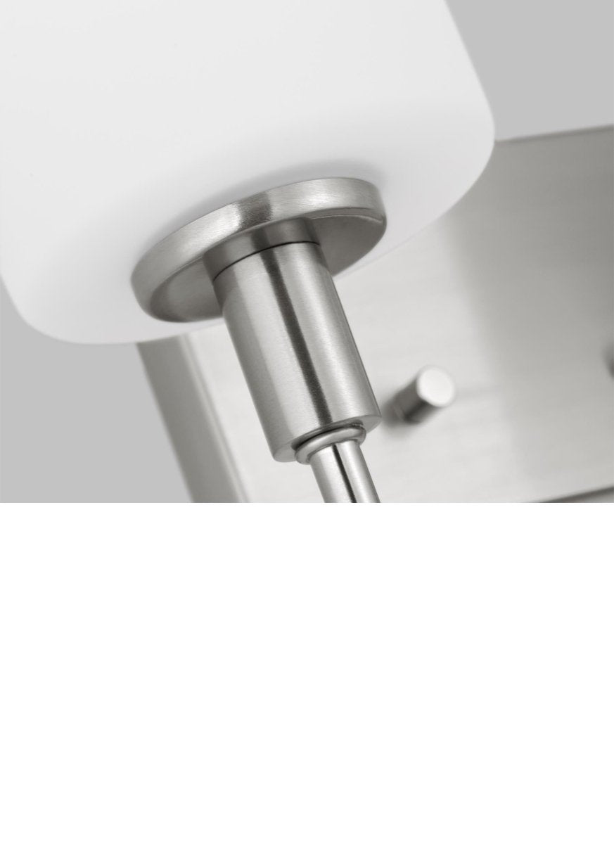 Luminaire de vanité Oak Moore - Nickel brossé 13 7/8" Ampoules DEL incluses by Visual Comfort Studio | Luminaires & cie