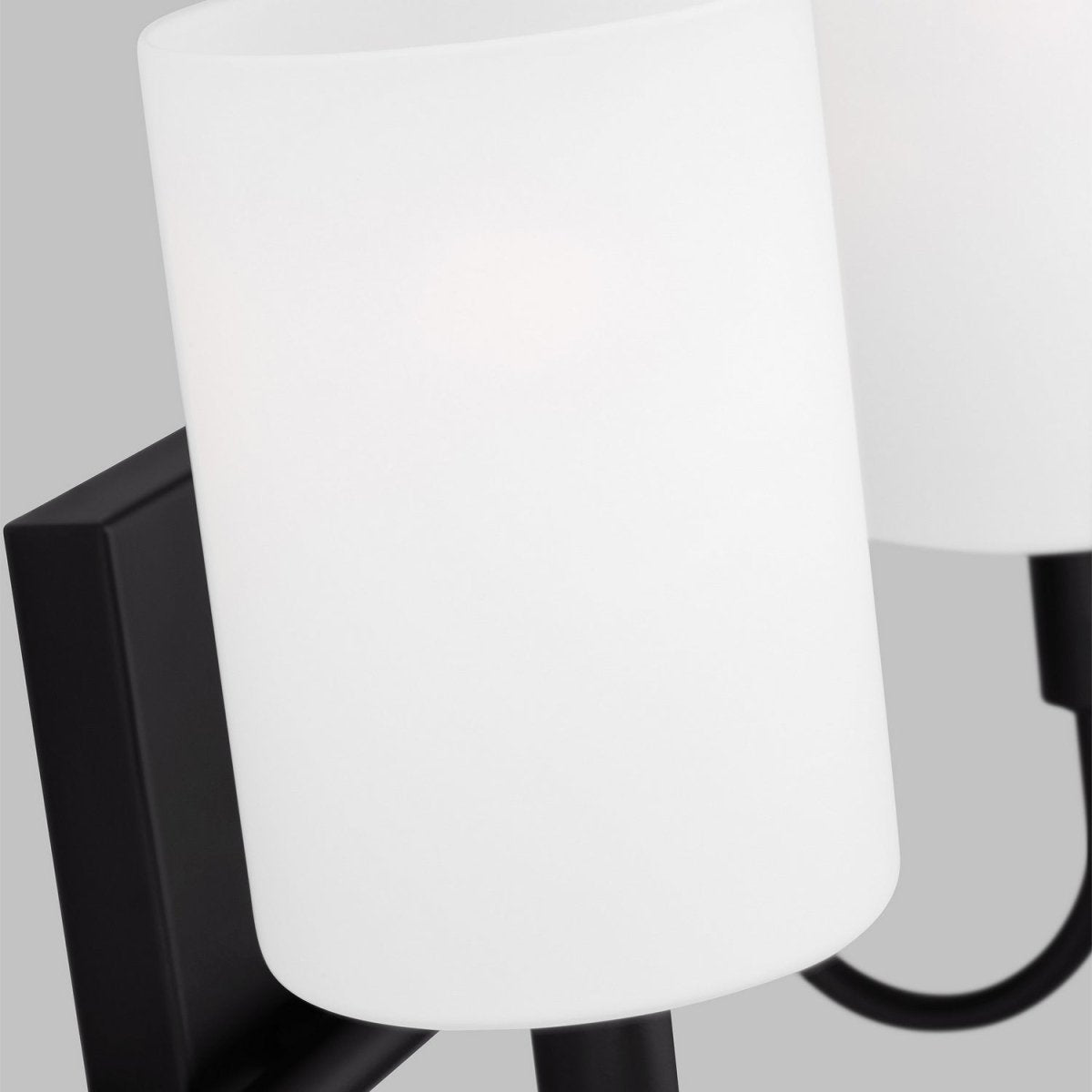 Luminaire de vanité Oak Moore - Nickel brossé 33 7/8" by Visual Comfort Studio | Luminaires & cie