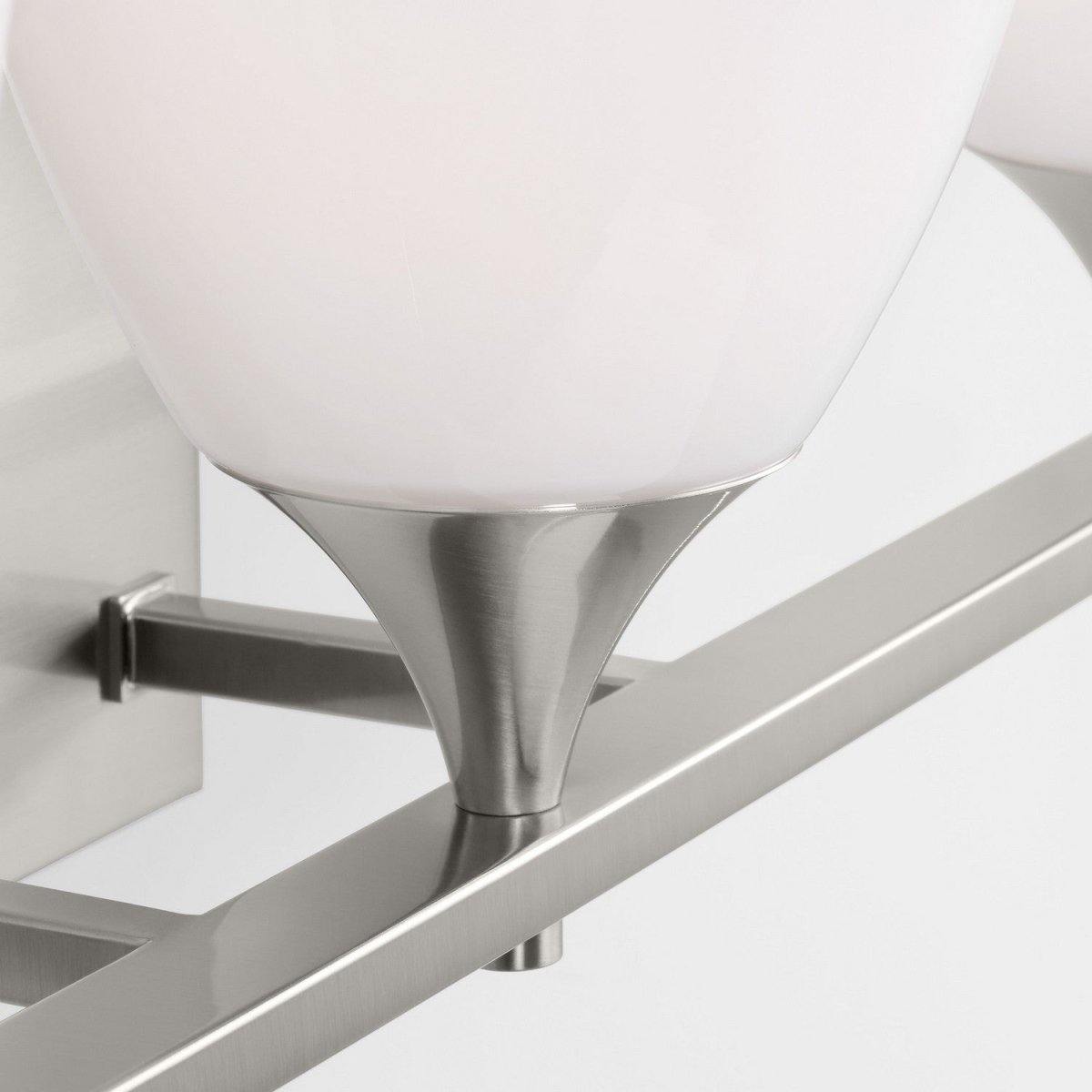 Luminaire de vanité Toffino - Laiton satiné Verre craquelé transparent 36" by Visual Comfort Studio | Luminaires & cie