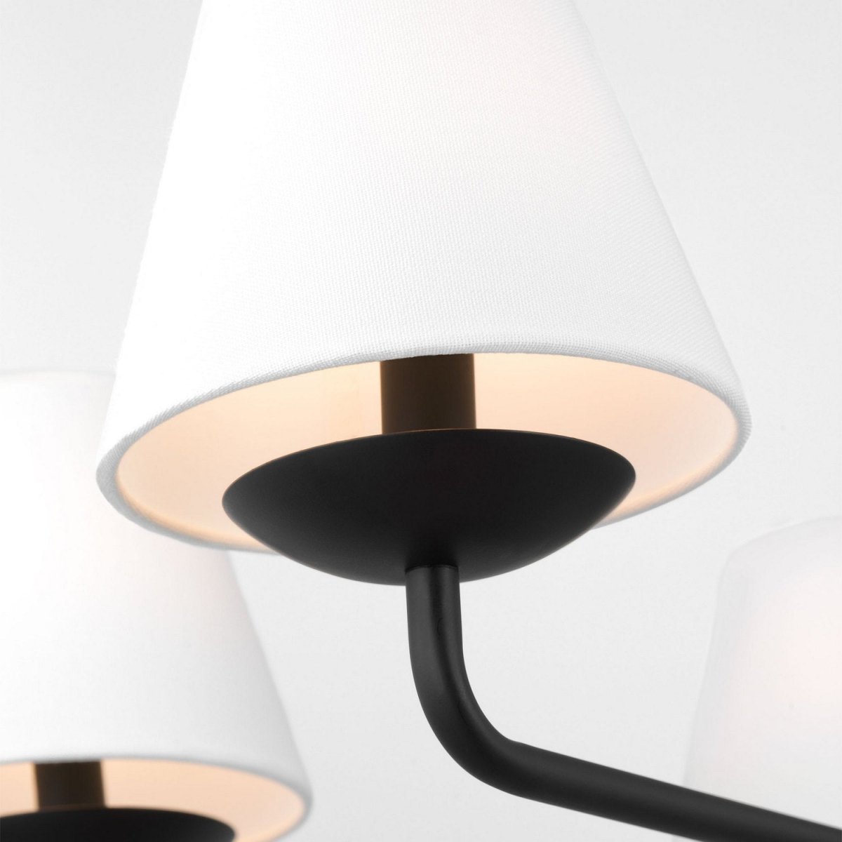 Lustre Albion - Laiton satiné 34" by Visual Comfort Studio | Luminaires & cie