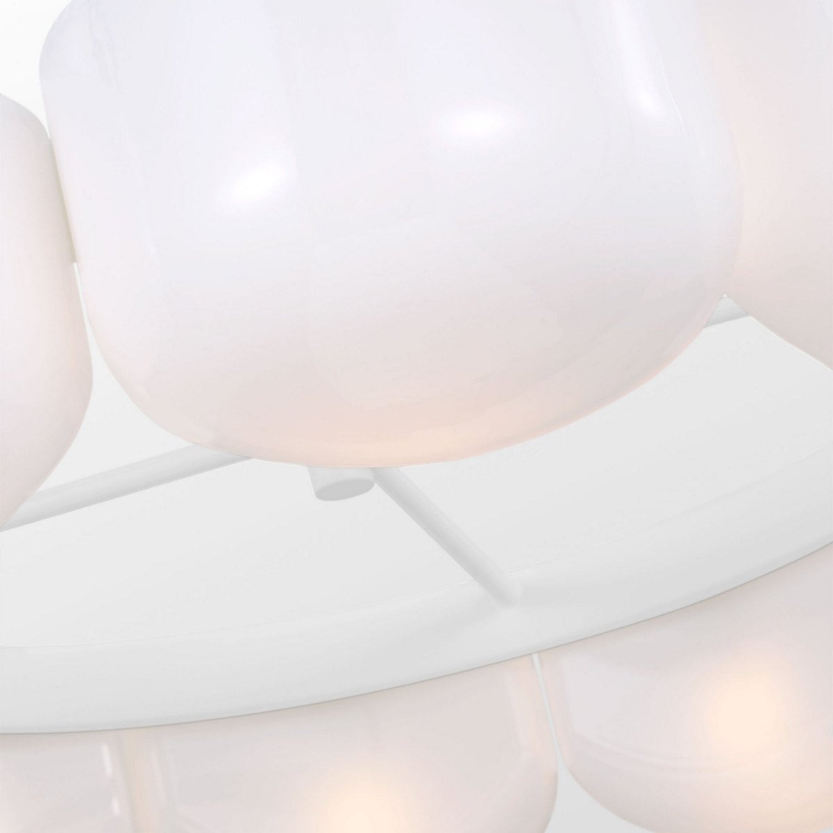 Lustre Cheverny - Blanc mat by Visual Comfort Studio | Luminaires & cie