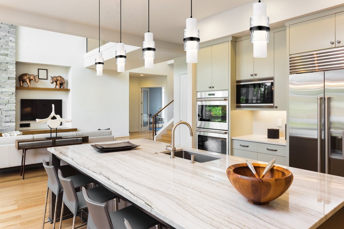 Mini-suspension Cayden - Tige Or moderne by Z-Lite | Luminaires & cie