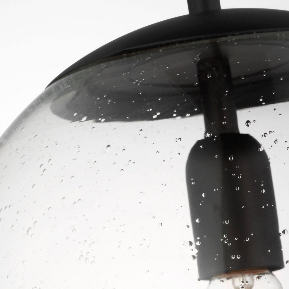 Mini-suspension Leo - Hanging Globe - Satin Brass Clear Seeded 14 by Visual Comfort Studio | Luminaires & cie