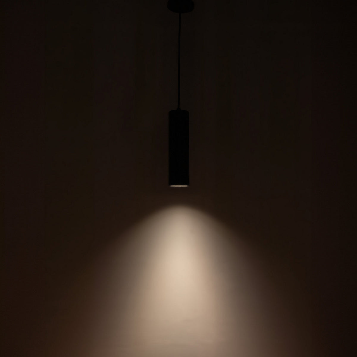 Mini-suspension Lorna Noir, 3 1/4", 12 1/8" – vue 4